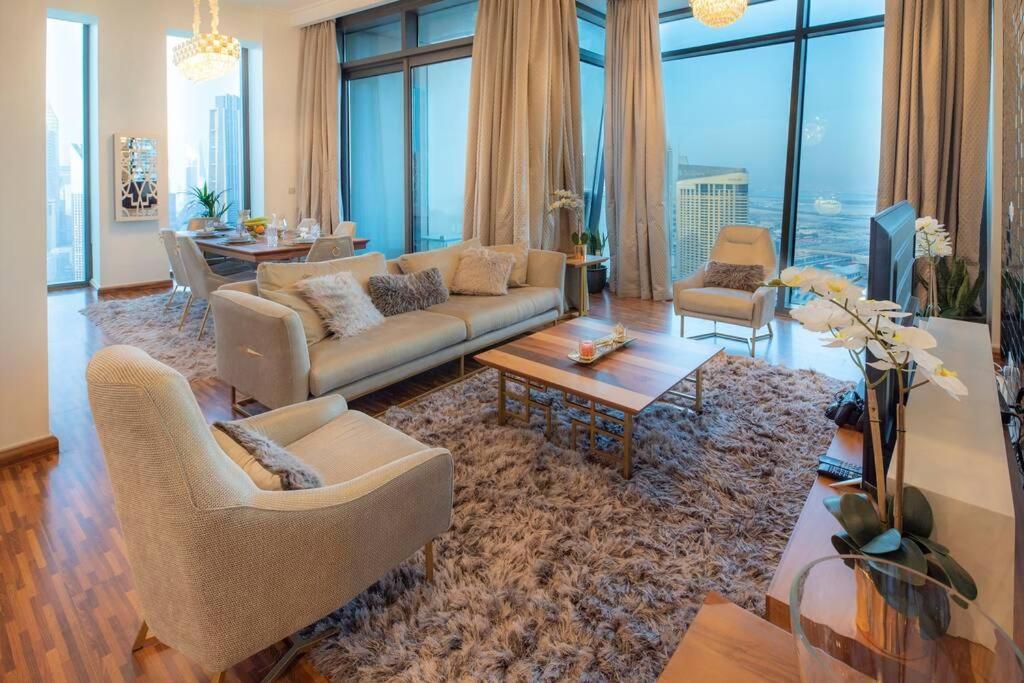 Апартаменты First Class 2Br With Full Burj Khalifa And Fountain View Дубай Экстерьер фото