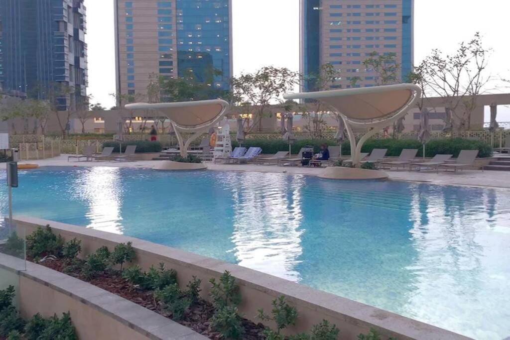 Апартаменты First Class 2Br With Full Burj Khalifa And Fountain View Дубай Экстерьер фото